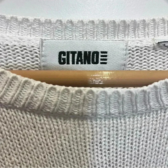 Vintage Gitano Women’s Knit White Sweater Oversized with Floral Embroidery L - Picture 4 of 10